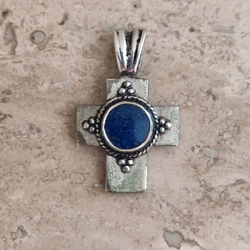 Vintage silver 925 cross used with blue round stone
