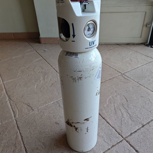 Oxygen Cylinder 5 Liters portable like new