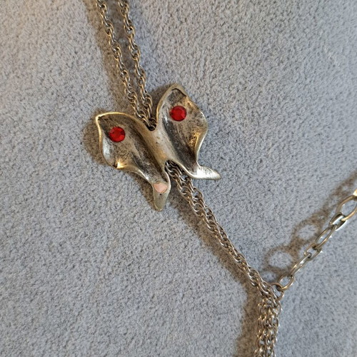 Long necklace with silver butterfly like new