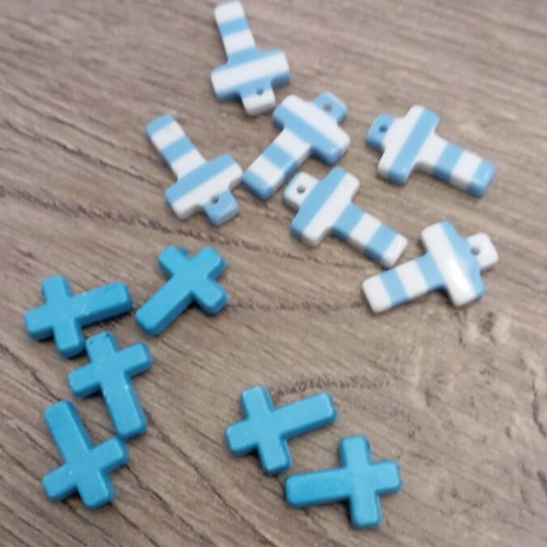 Acrylic crosses pack of 12 new