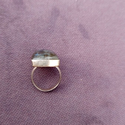 Ring with labradorite energy crystal, new, multicolor