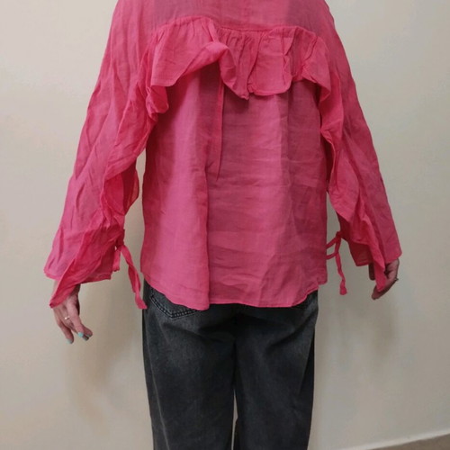 Basics Zara pink shirt used, size S with ruffles and buttons