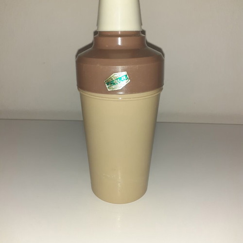Shaker for Frappe from the 80s new