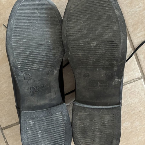 ES dress shoes size 43