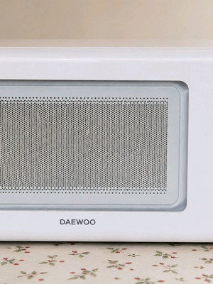 Φούρνος μικροκυμάτων Daewoo σαν καινούργιος με Grill