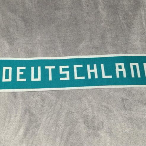 Adidas Deutschland scarf sample model like new