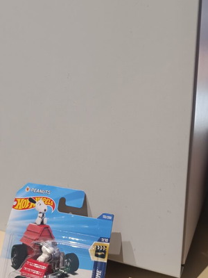 Hot Wheels toy cars new, Back to the Future and Snoopy models