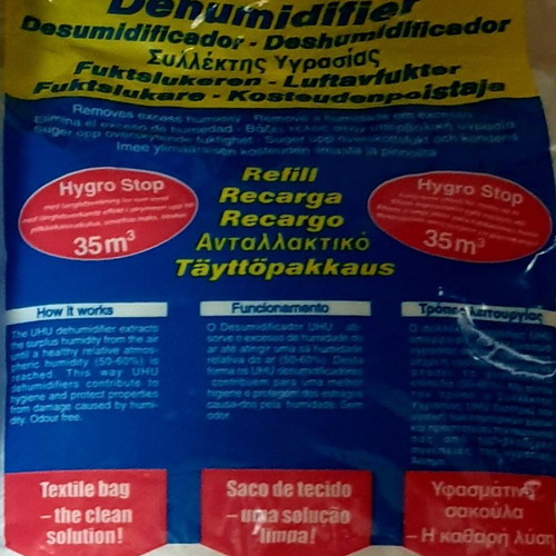 UHU dehumidifier and large refill new