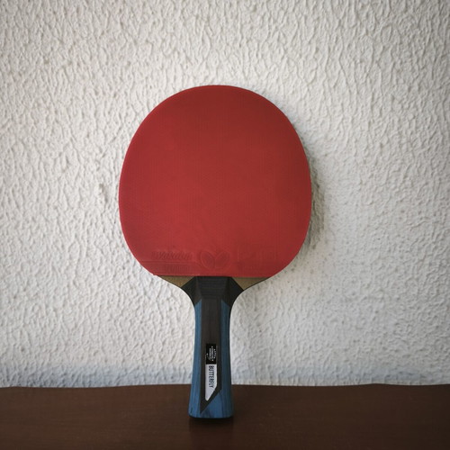 Ping Pong Butterfly Advance racket with 6 Super Advance 40mm balls like new
