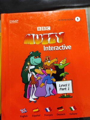 Language learning books for 5 foreign languages like new, 15 volumes with DVD
