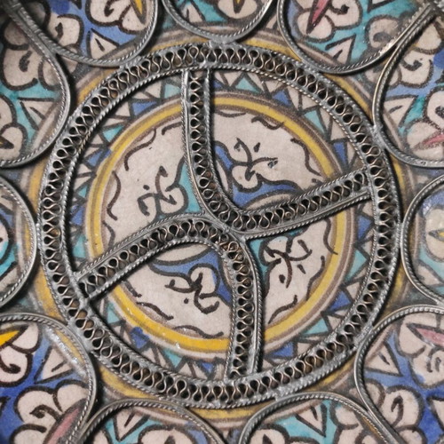 Mid Century Moroccan Ceramic Bowl with Silver Moorish Filigree from Fez 22cm used