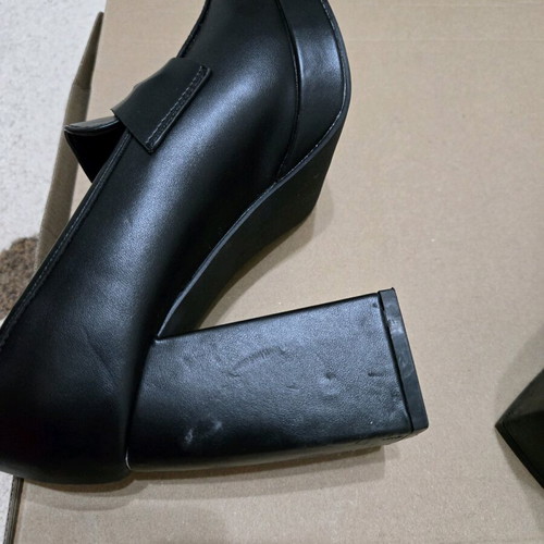 Mia black square pumps like new, size 37