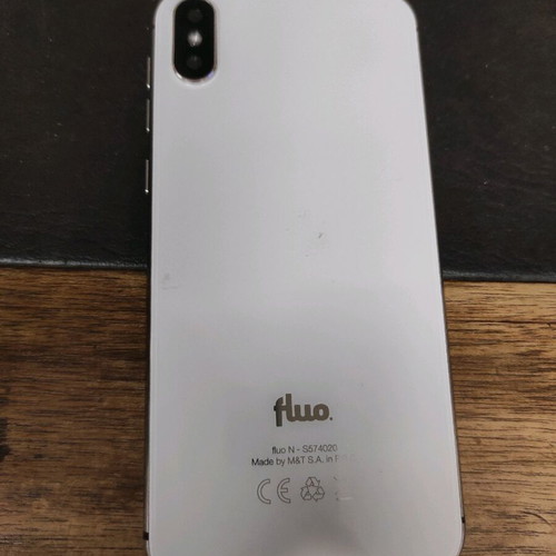 Fluo mobile phone like new, black, Android, up to 7.9 MPixel
