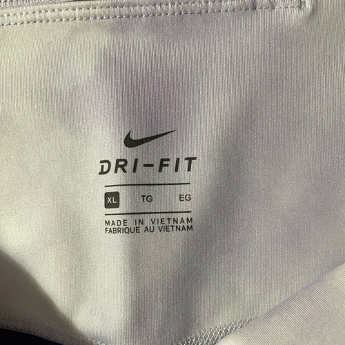 Nike Dri-fit 3/4 leggings XL like new, white and purple
