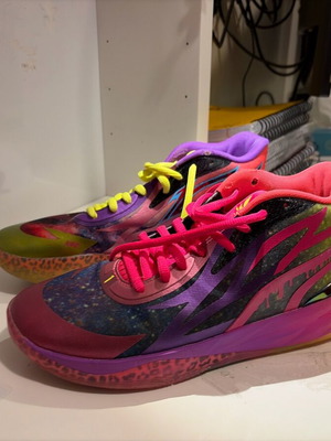 Lamelo Ball Puma MB.02 Be You athletic shoes like new, multicolour, size 44.5