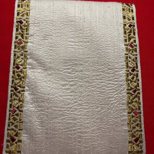 Embroidered fabric case for pectoral cross new
