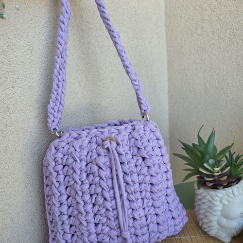 Handmade Lilac Dream knitted shoulder bag new