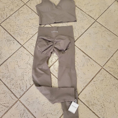 Thrivin Women's Athletic Leggings Set New, Grey, Size M