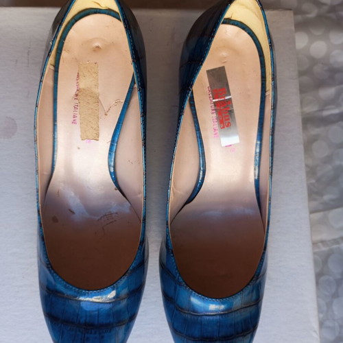 Blue Croco Patent Leather Pumps Italian Design Size 39