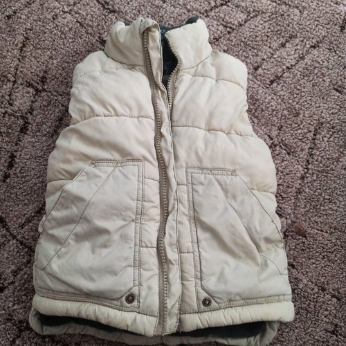 Zara sleeveless jacket 98 cm like new, beige