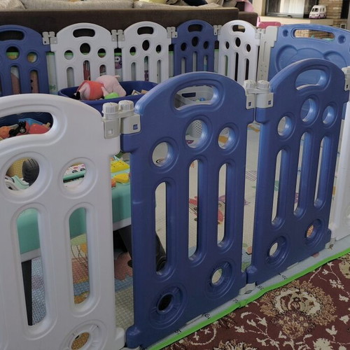 Baby Playpen Large Expandable with Double-Sided Mat, Blue/White