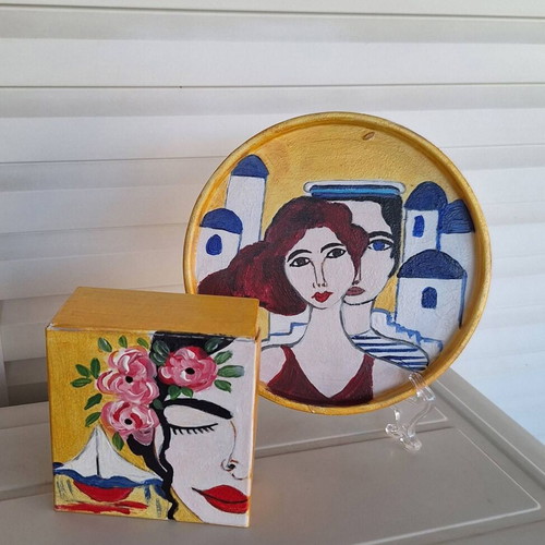 Handmade decorative set with metal plate and painted box