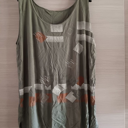 Women's Sleeveless Top used, green and orange, sizes L and XL