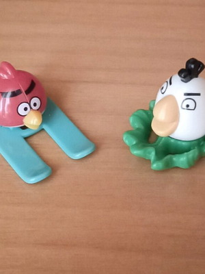 Kinder Angry Birds σαν καινούργιο, και τα δύο μαζί
