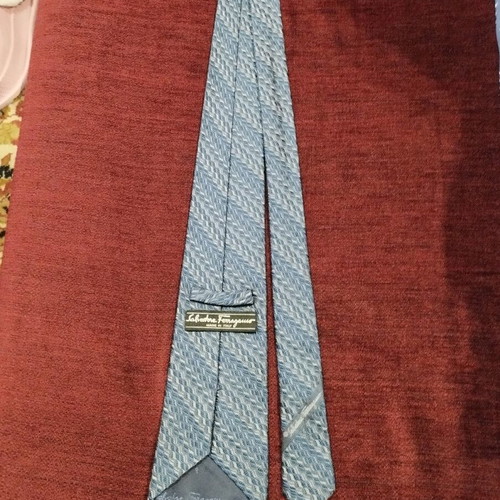 Italian ties Salvatore Ferragamo like new, pack of 2