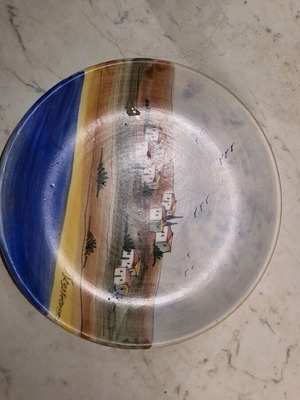 Decorative plate like new, diameter 21.5 cm