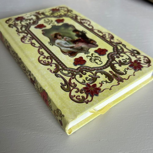 De Agostini book 'O Archisdirigos', romantic literature, embossed cover