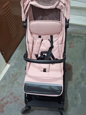 Bebe Stars City baby stroller like new, powder pink with footmuff