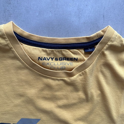 Navy & Green men's t-shirt like new, size L, yellow