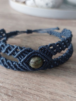 Macrame bracelet handmade, like new, blue