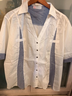 Vertice Oversized White Shirt Like New