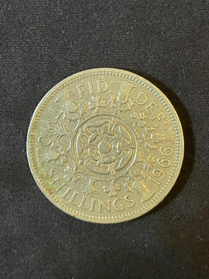 British 2 Shillings Coin 1966 like new