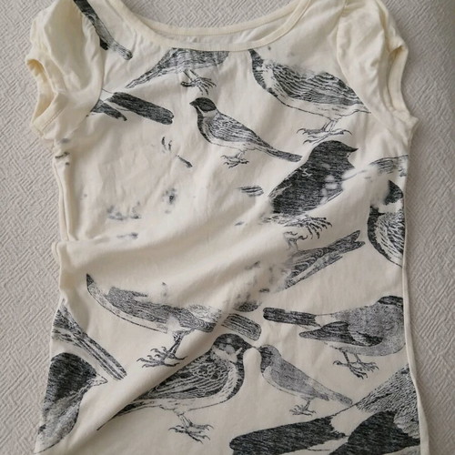 Zara T shirt black and white cotton like new with birds