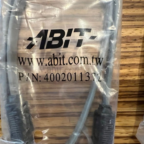 ABIT 4002011372 Connector Cable ATA Serial new, pack of 2 pieces