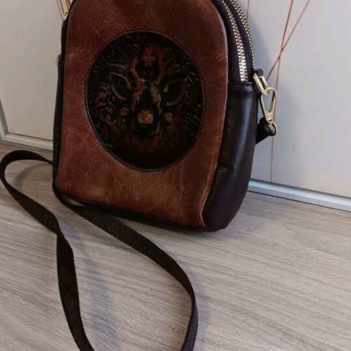 Crossbody bag brown new with unique design