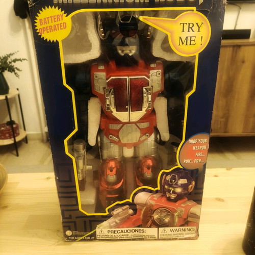 Retro Robot 45cm new in box for collectors