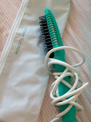 Moroccan oil electric brush like new