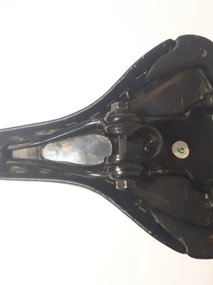Bicycle saddle like new