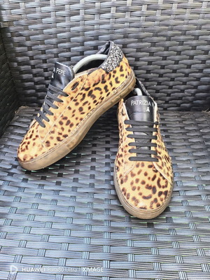 Patrizia Pepe sport shoes size 38 with sole damage