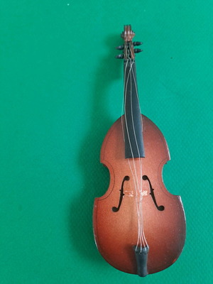 Miniature guitar used with detached strings, length 16cm