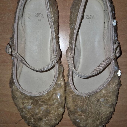 Ballerina No30 Zara girls used beige ballet flats