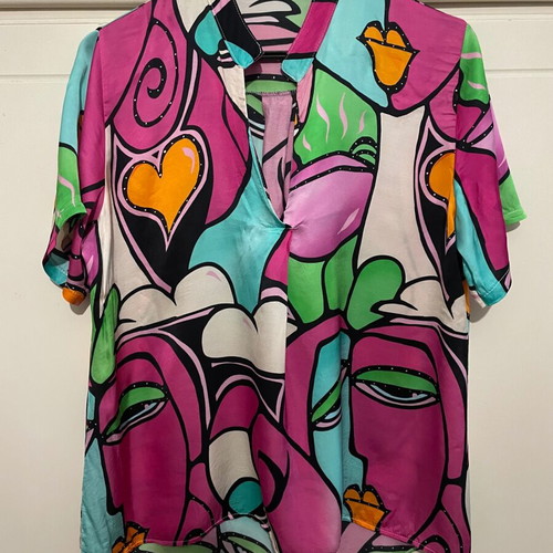 Lindsay Moda Italy shirt with silk, like new, multicolor