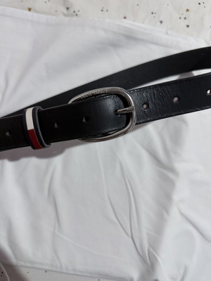 Tommy Hilfiger women's belt, black, size 90