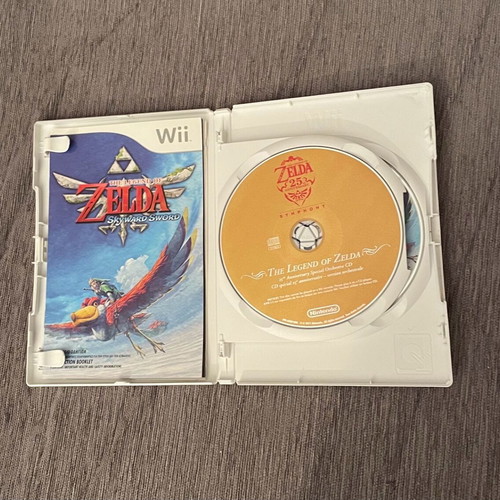 Zelda Skyward Sword Orchestra CD like new, Limited Edition for Nintendo Wii