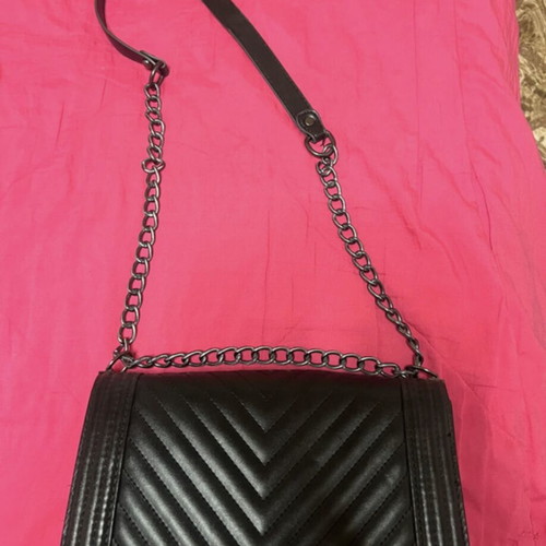 River Island black shoulder bag with silver chain like new