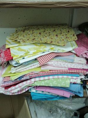 Quality fabric scraps new, suitable for doilies or patches
